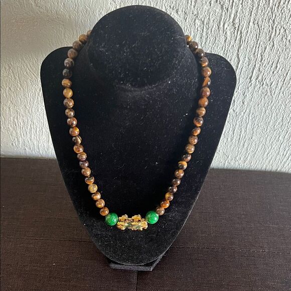 Unbranded Jewelry - 1186*18’ Tiger Eye Gemstone Beads Necklace / gold plated Green Dragon Pendant .